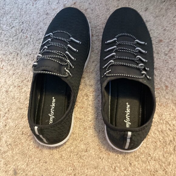 Women Comfortview Sneakers Size 8 WW Black Slip On - Picture 1 of 7
